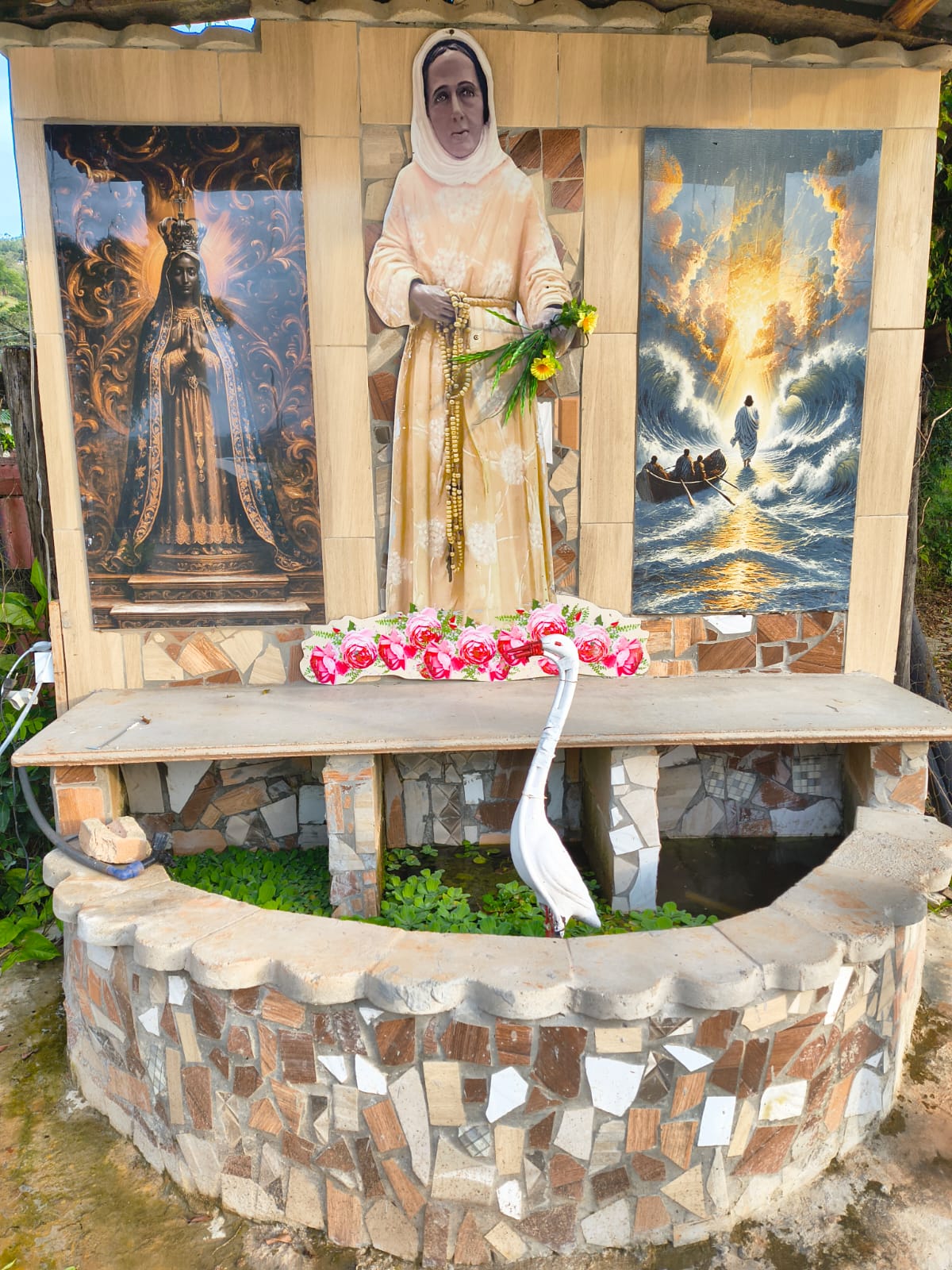 Gruta e jardim espiritual